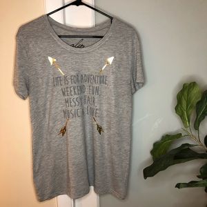 Alya Graphic Tee